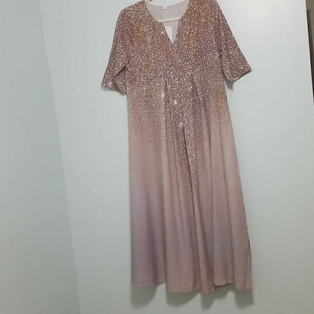 Maxi dress, muted colors. Size M